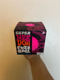 NeeDoh Super Fuzz Ball 🩷