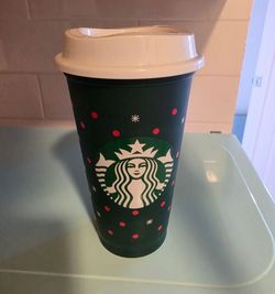 Starbucks reusable holiday cup