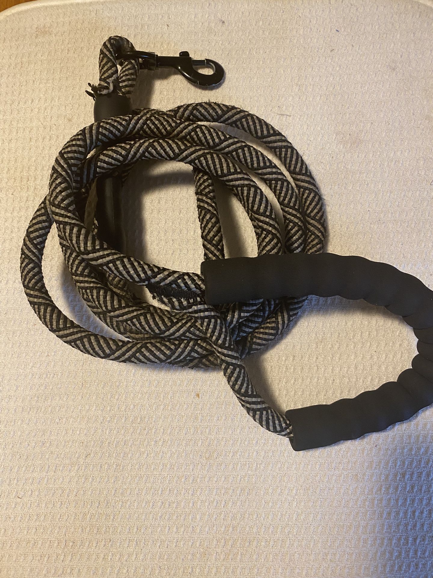 Heavy Duty Nylon 8-9’ Dog Leash for larger dog!