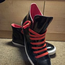 Converse Shoes 10.5