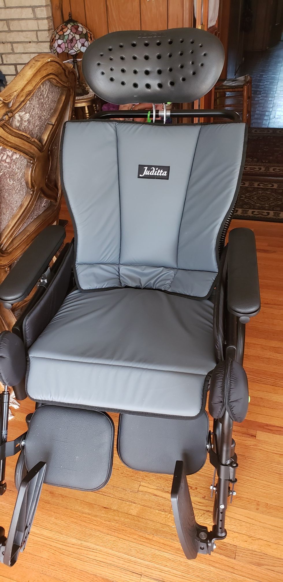 Juditta Wheelchair