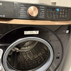 6 Mos Old Samsung Washer/Dryer