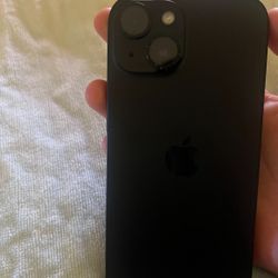 iPhone 15 black