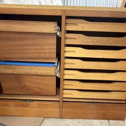 Wood File Cabinet w/7 Drawers 