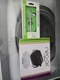 Iwata Neo  Spray Gun and Compressor