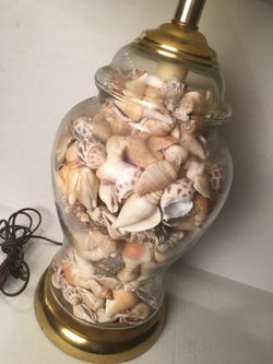 Vintage Seashell filled Beach themed table lamp from the 1970s. brass and glass