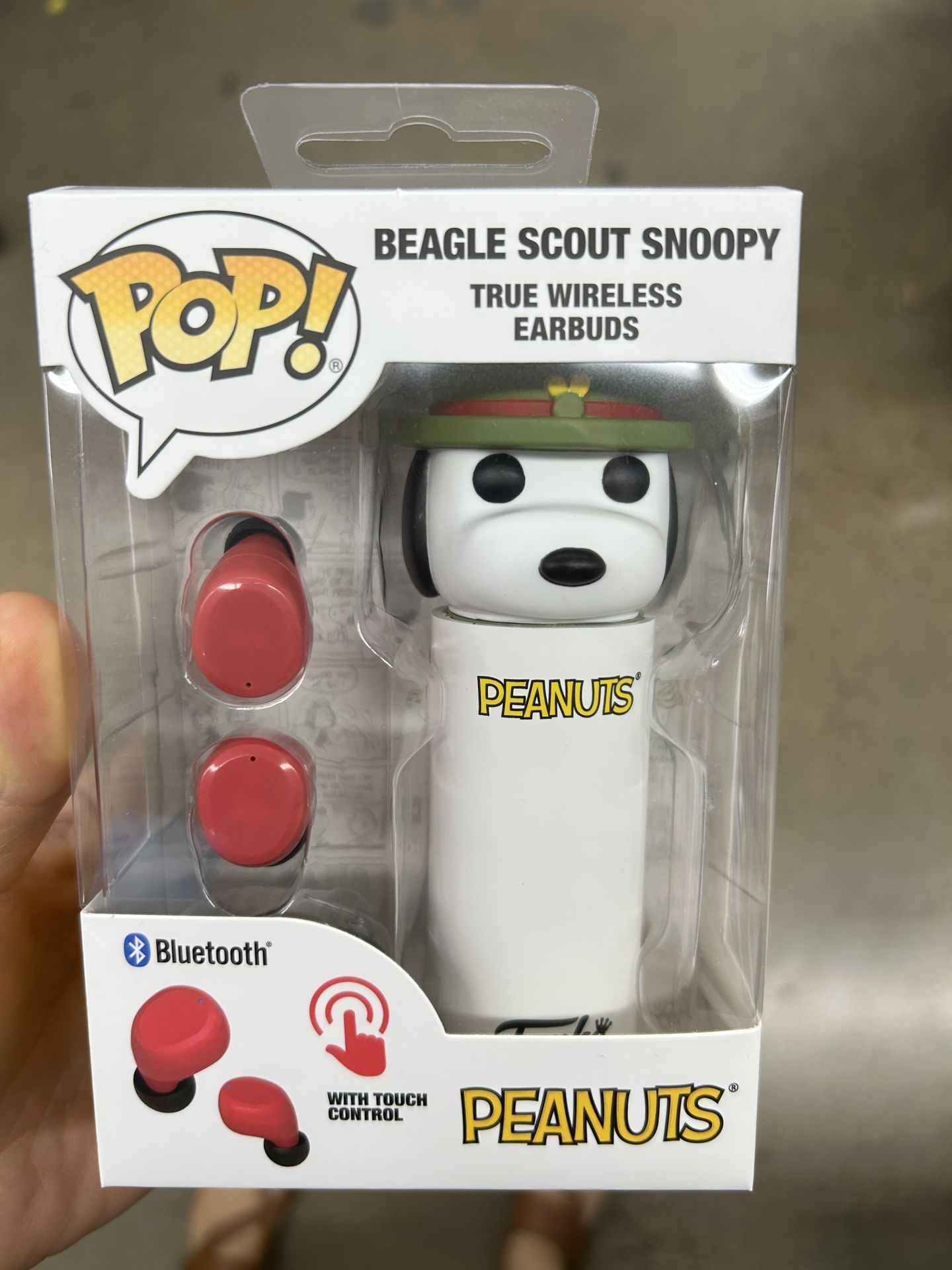 NWT Peanuts Beagle Scout Snoopy Wireless Earbuds