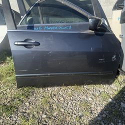Honda acord 2005 passengerside door parts