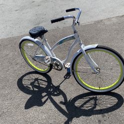 Beach cruiser bike