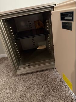 Vanguard 2.0 combination safe