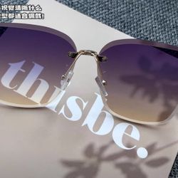 Sunglasses 