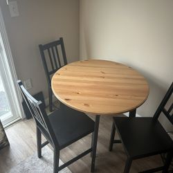 Solid Wood Dining Table With Chairs 