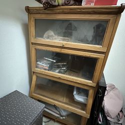 Storage cabinet