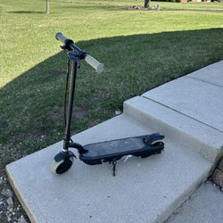 Electric scooter