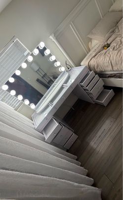 White Vanity Desk with Hollywood Lighted Mirror
