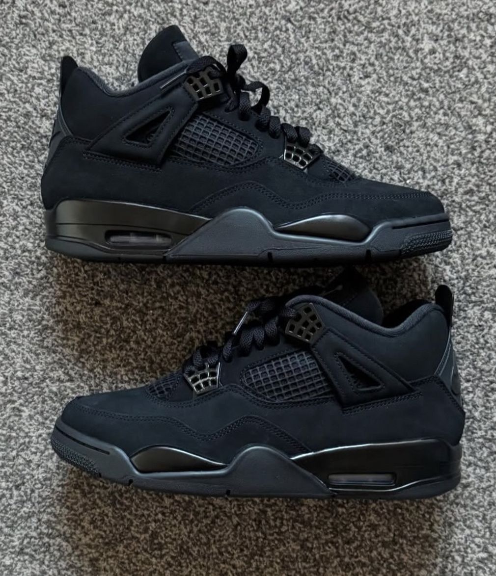 Jordan 4 ‘Blackcat’