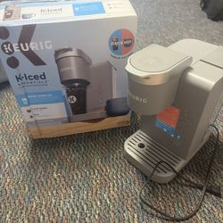 Keurig hot and iced coffee/drink maker