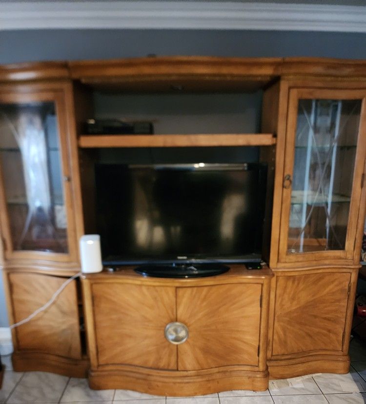 Wall Unit