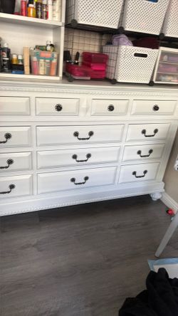 Dresser drawers 13 drawers