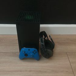 Xbox Series X Bundle (Brand New)