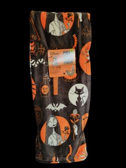 Disney Nightmare Before Christmas Throw 50x70in  - Mystic