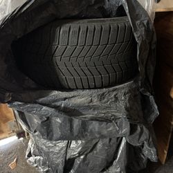 Snow Tires 245 40 18 