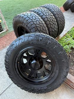 Ford f250 wheels and tires f350 35x12.50R20