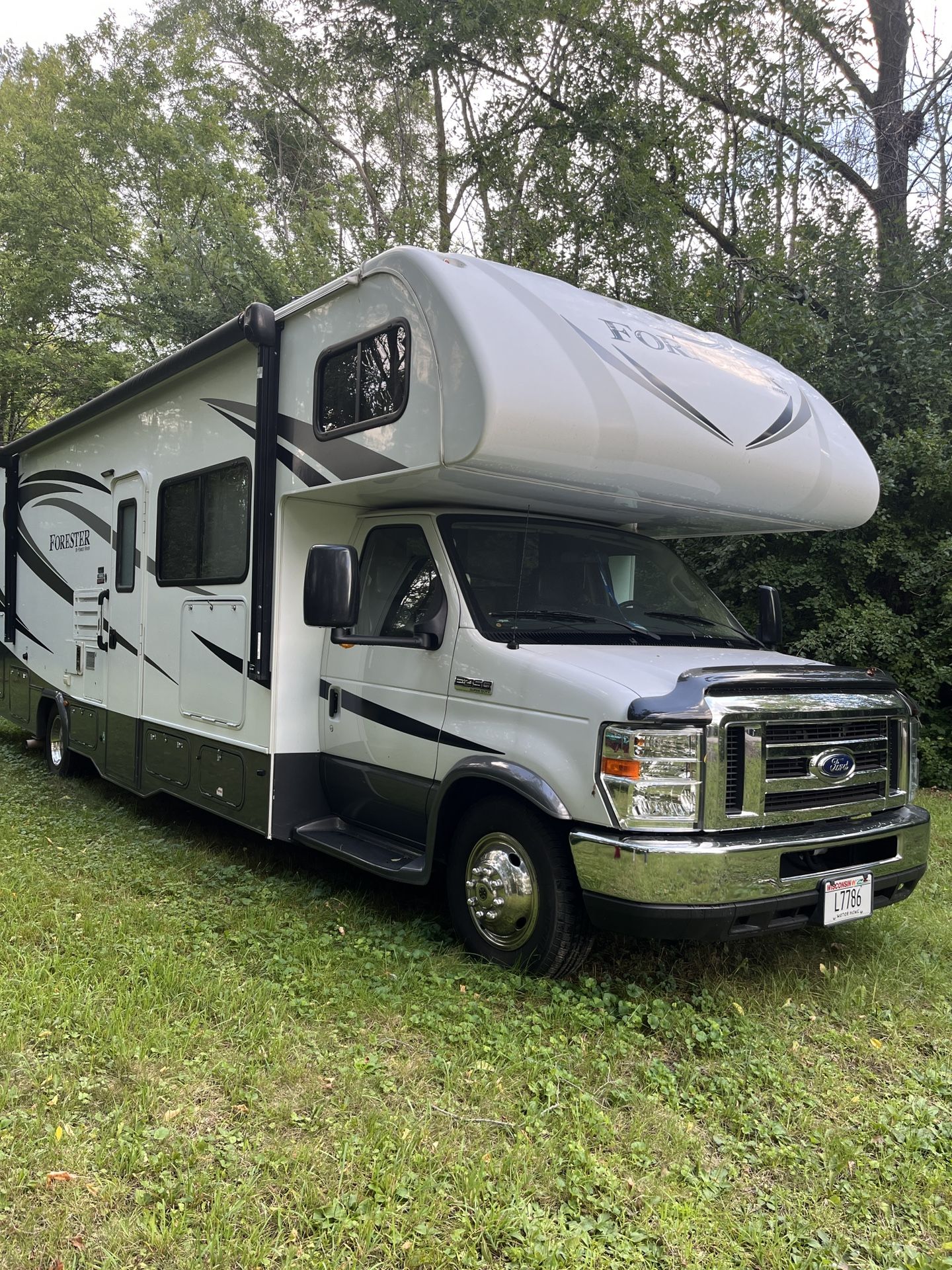 2017 Forester by Forest River E450 Super Duty Rv Motor Home