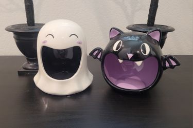 small ceramic halloween candy dish
