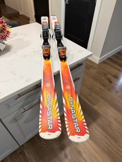 Dynastar youth skis