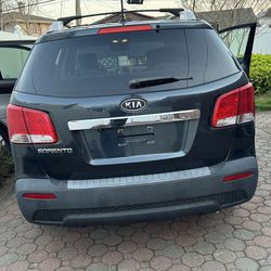 2013 KIA Sorento 2.4L FWD