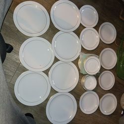 Set of 29 gold plated 1970s plates very new still