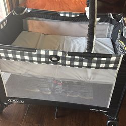 Pack n’ play