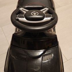 TODDLER MERCEDES RIDE AND PUSH 3 in 1