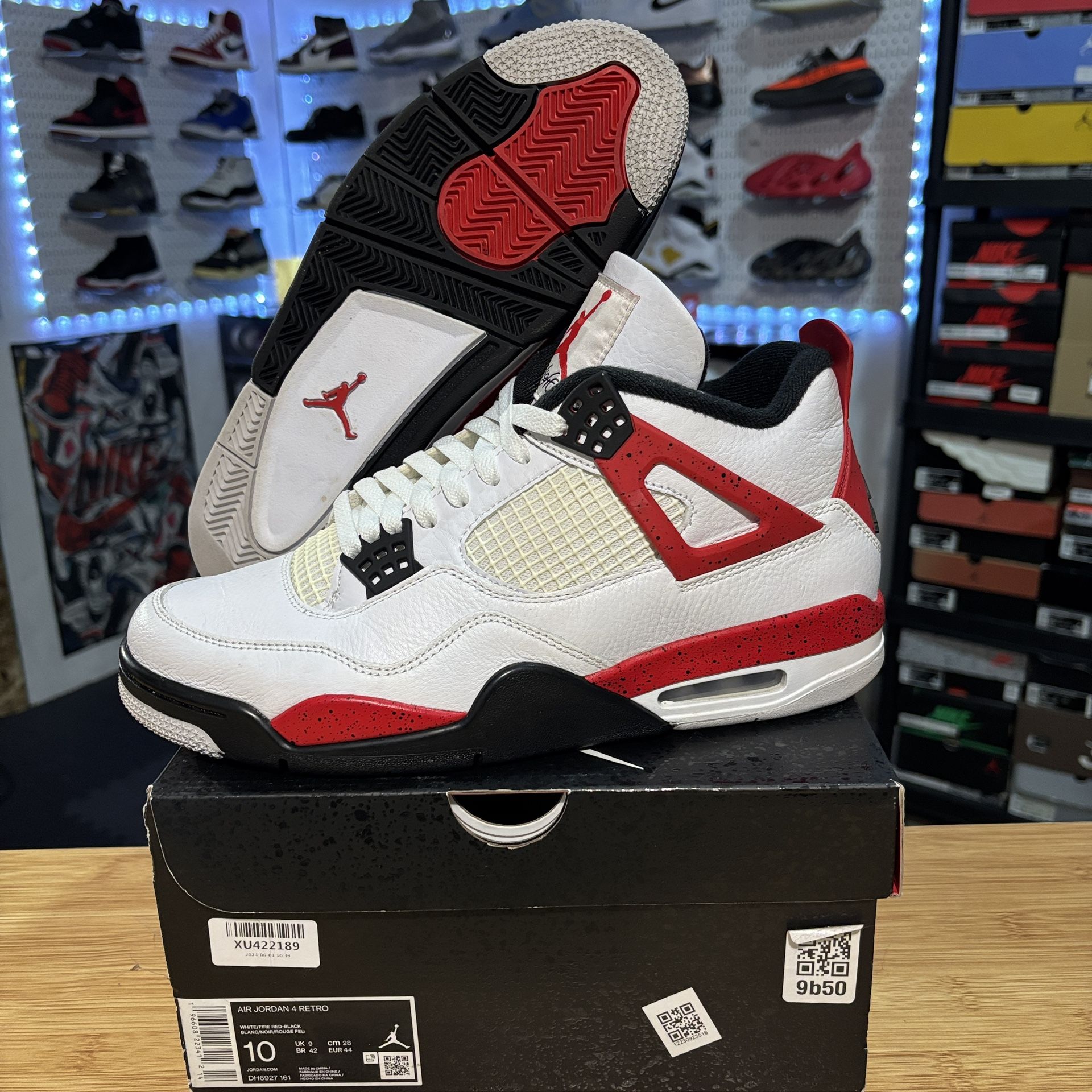 AIR JORDAN 4 RETRO “RED CEMENT” SIZE 10
