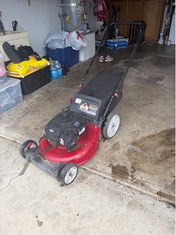Briggs and Stratton Rotary Lawn Mower