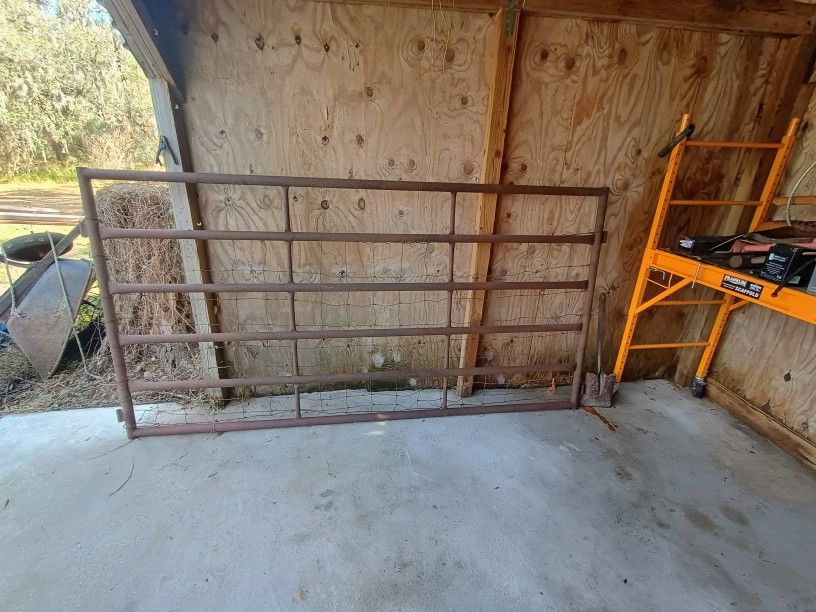 Heavy Duty Gate 5ft tall by 9.5ft wide