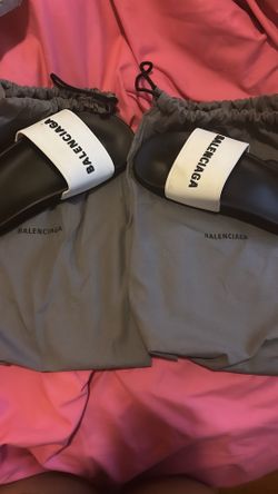 Balenciaga slides size 38