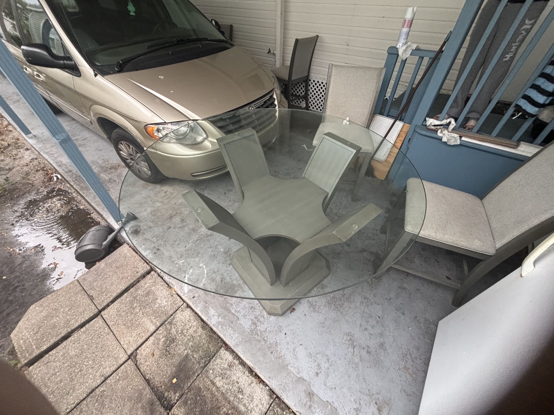 Dinning Room Glass Table With 4 Chairs 