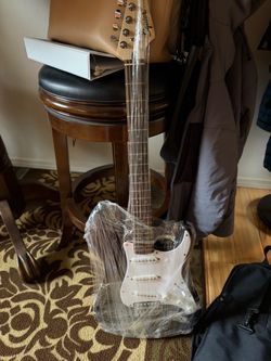 2021 Fender Squier Stratocaster - Brand New Condition