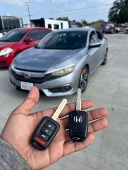 Car Keys N Remotes/ Llaves Con Control