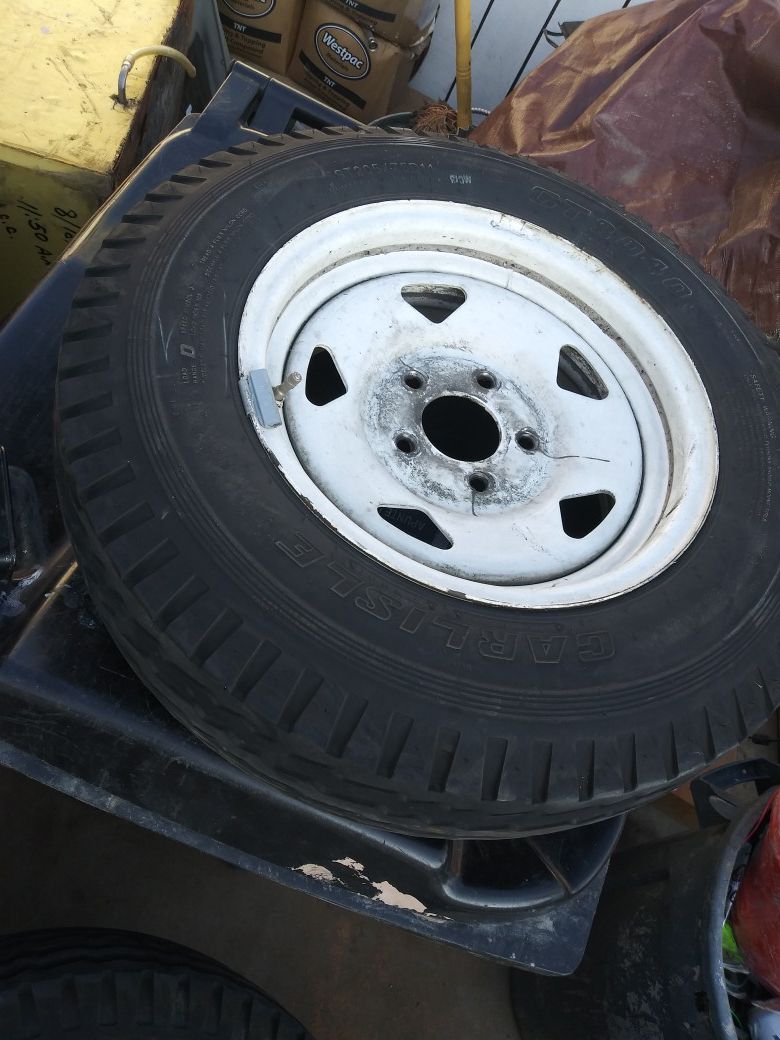 S/t Trailer tires size 205 65 14