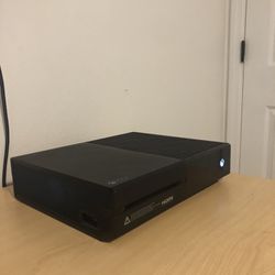 Xbox One Black 1TGB