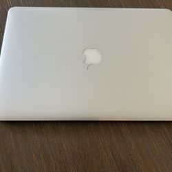 MacBook Pro 15 Inches (2017) Price Is Negotiable!