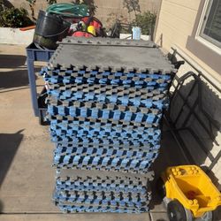 Interlocking Rubber Tiles 