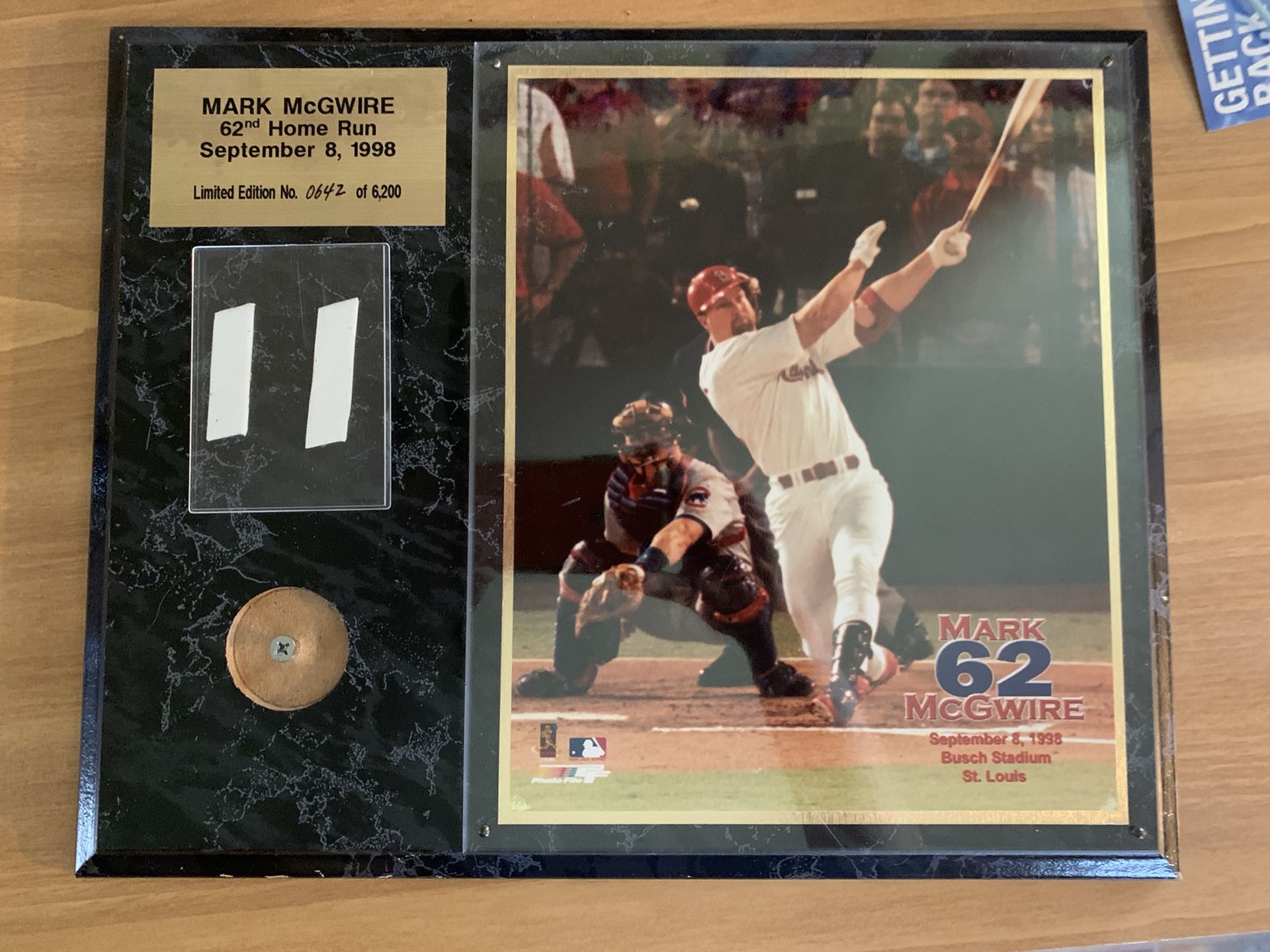 Mark McGwire 62nd Home Run Plaque Limited Edition 642/6200