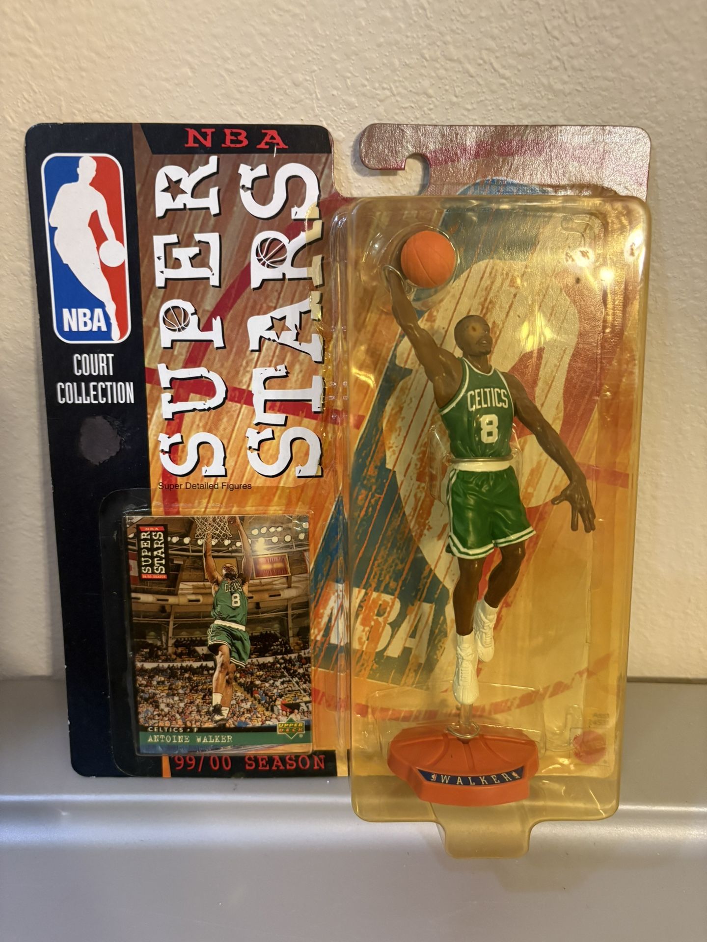 VTG NBA Court Collection Super Stars Antoine Walker Figure 1999