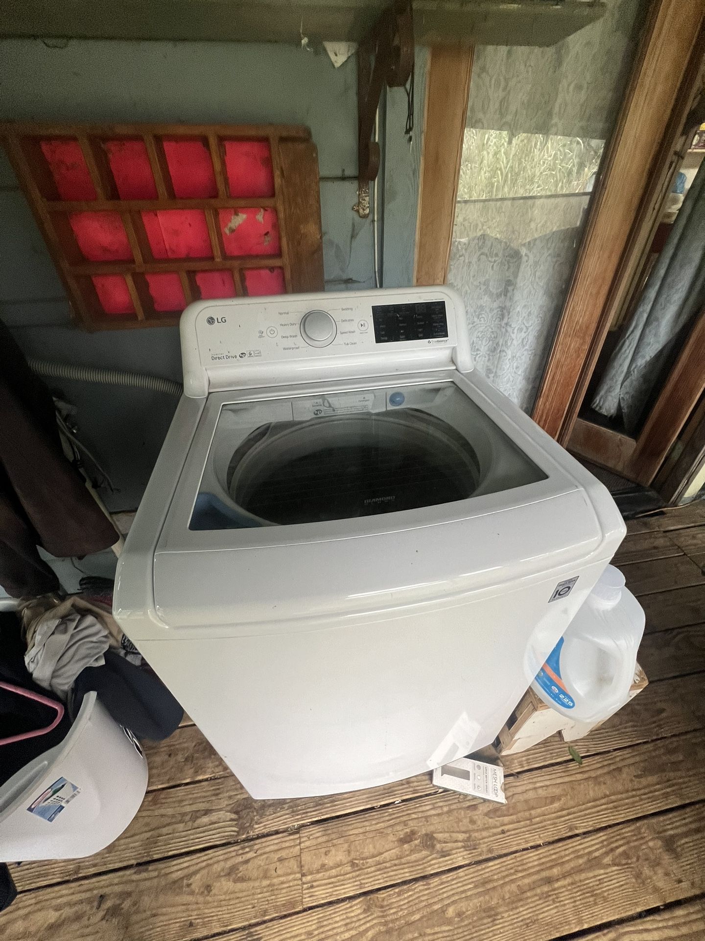 Lg Washer and dryer