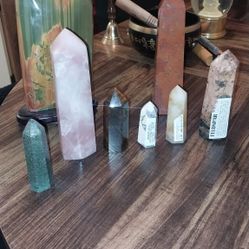 Single Point Stones/Crystals