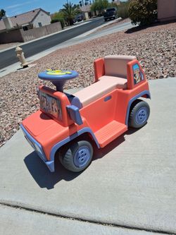 Bluey Ride On Truck 6V with Music, Sounds, and LED Headlights